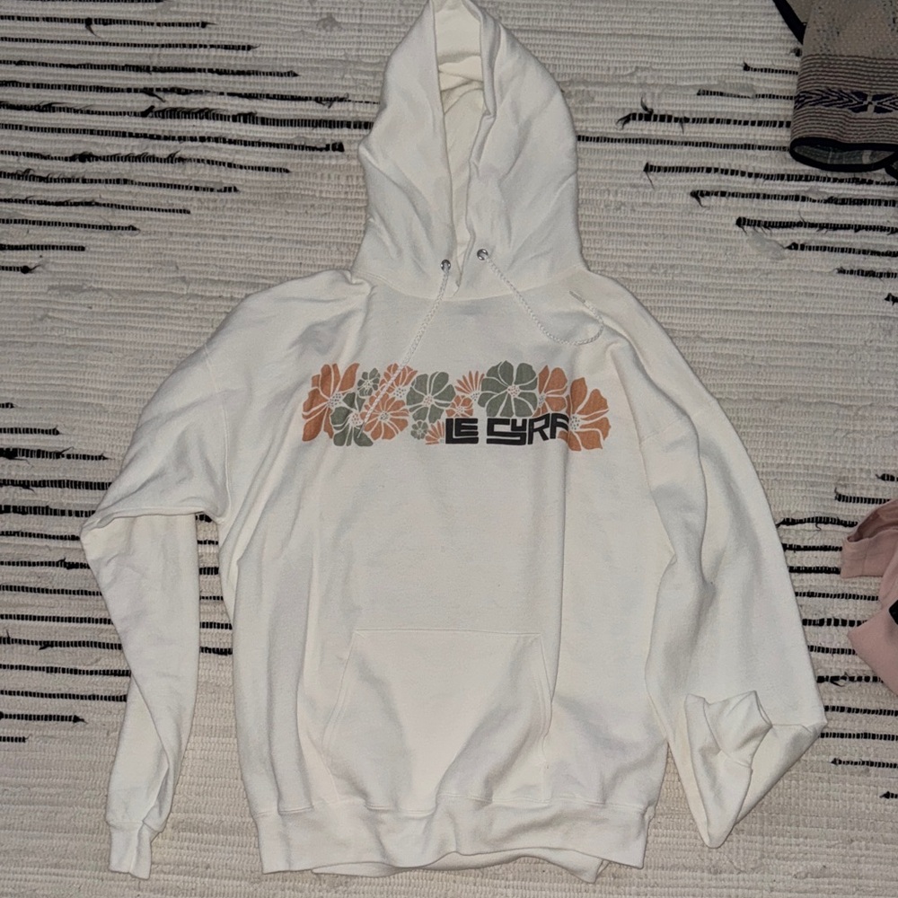 le surf boutique White Hoodie with Drawstring